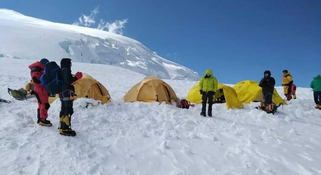 Putha Hiunchuli Expedition Nepal